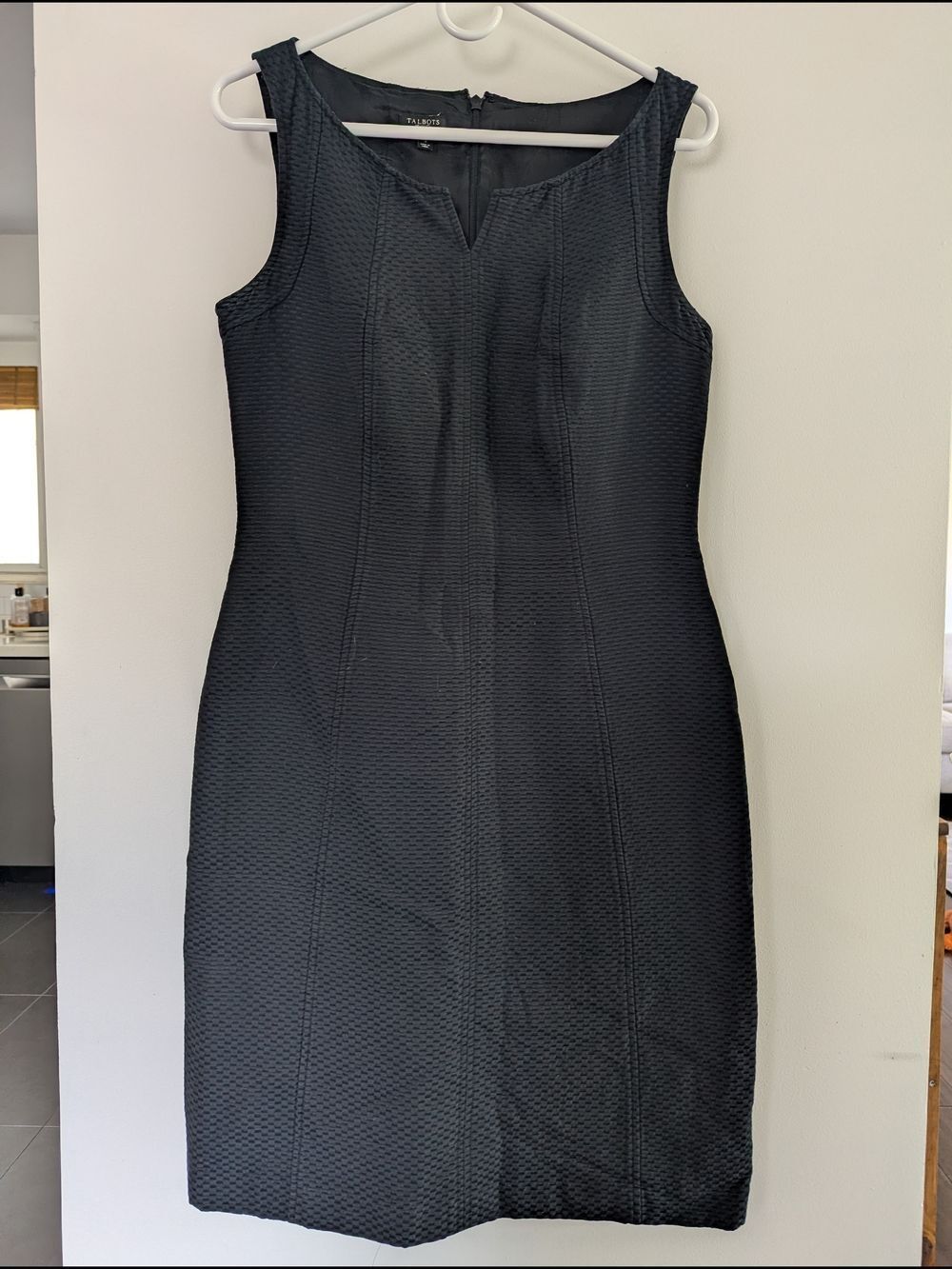 Talbots Sleeveless Black Textured Sheath Dress Size 8